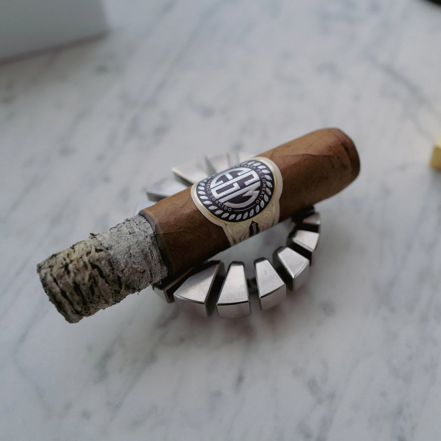 HALO Cigar Rest